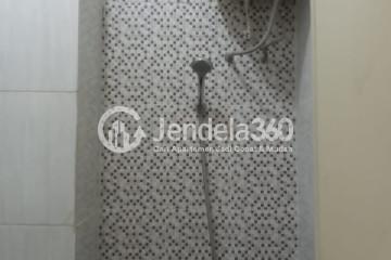 Bathroom Elegant Studio Apartment Low Floor with  View at Emerald Tower Apartment