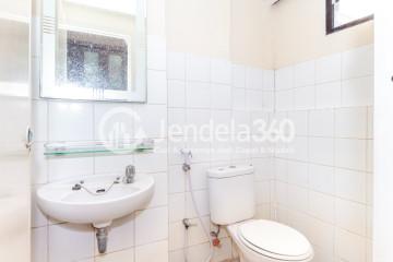 Bathroom Trendy 2BR Apartment at Kebagusan City Apartment Middle Floor