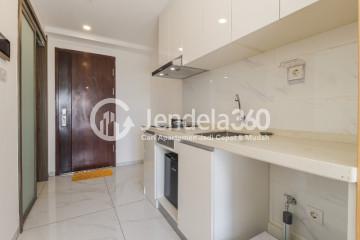 Kitchen Stylish Studio Apartment at Sky House Alam Sutera High Floor