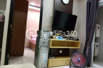 Living Room Trendy 1BR Apartment at Skyline Paramount Serpong Low Floor