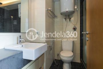 Bathroom Affordable 2BR Apartment Low Floor with City View at Sahid Sudirman Residence