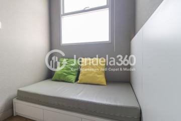 Bedroom Good Deal Studio Apartment Middle Floor with City View at Parkland Avenue Apartment