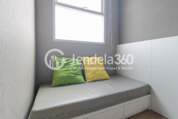 Bedroom Good Deal Studio Apartment Middle Floor with City View at Parkland Avenue Apartment