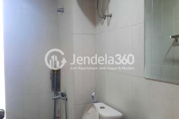 Bathroom 2BR Skyland City Jatinangor Apartment at Low Floor