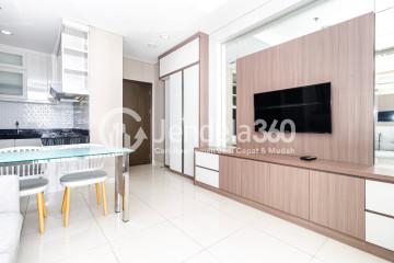 Living Room 2BR Apartment with City View at Ciputra International Puri