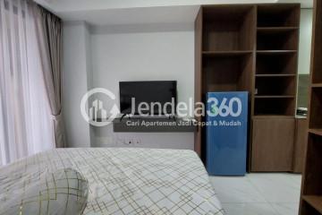 Bedroom Low Floor Studio Apartment with City View at Sakura Garden City Apartment