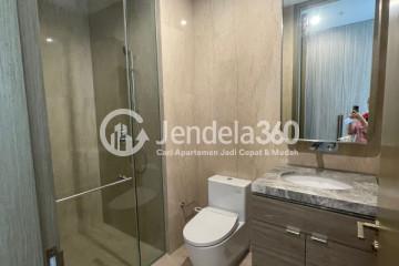 Bathroom Stylish 2BR Apartment Middle Floor with City View at Verde Two Apartment