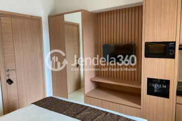 Bedroom Low Floor Studio Apartment with City View at Margonda Residence 2