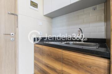 Kitchen Studio Apartment with City View at B Residence BSD