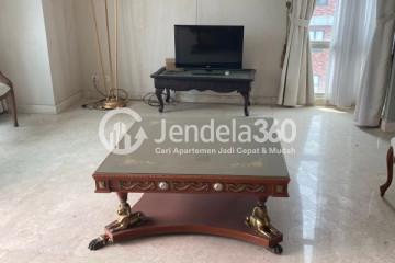 Living Room Spacious 3BR Apartment Low Floor with City View at Essence Darmawangsa Apartment