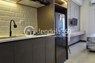 Kitchen Studio Apartment with  View at Amega Crown Residence