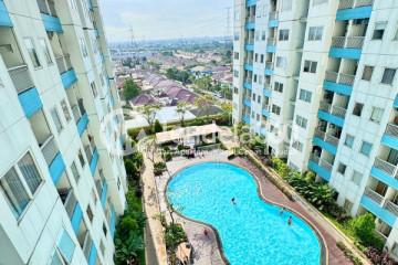 Other Fancy 2BR Apartment Low Floor with Swimming Pool View at The Nest Apartment