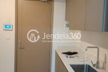 Kitchen 1BR Apartment with City View at Gold Coast Apartment