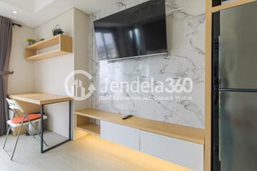 Bedroom Studio The Breeze Bintaro Apartment at Low Floor