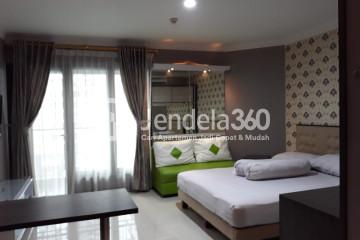 Bedroom Low Floor Studio Apartment with Swimming pool View at Tamansari Semanggi Apartment