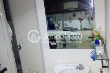 Bathroom Cozy Studio Apartment Low Floor with  View at The Habitat Karawaci Apartment