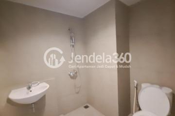 Bathroom Trendy Studio Apartment Low Floor with  View at Denver Apartment