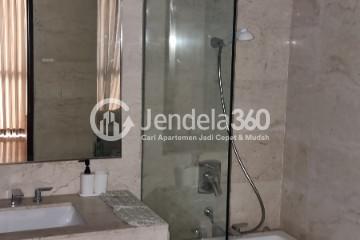 Bathroom 1BR Apartment with City View at Ciputra World 2 Apartment