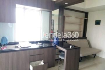 Kitchen 2BR Apartment with  View at Parahyangan Residence