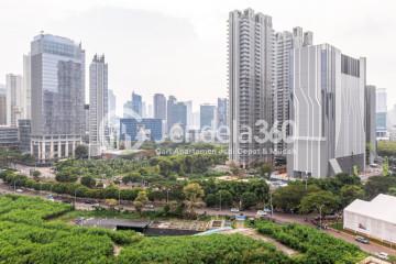 Balcony 2BR Apartment with  View at The Wave Apartment