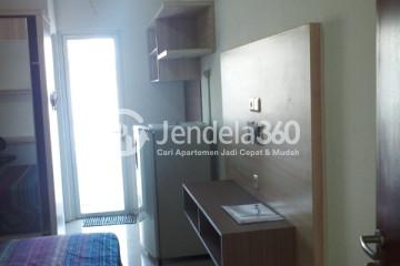 Bedroom Studio Apartment with City View at Gunawangsa MERR Apartment