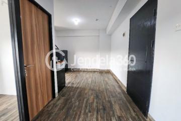 Living Room Homey 1BR Apartment Low Floor with  View at Bintaro Park View