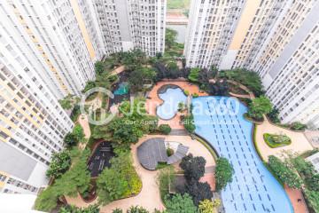 Balcony Best Deal 2BR Apartment High Floor with City n pool View at The Springlake Summarecon