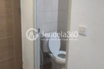 Bathroom 1BR Gading Icon Apartment at Tower A