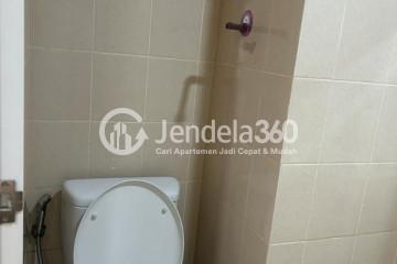 Bathroom Affordable 1BR Apartment at Parahyangan Residence Low Floor