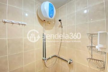 Bathroom Low Floor Studio Apartment with  View at Pinewood Jatinangor Apartment