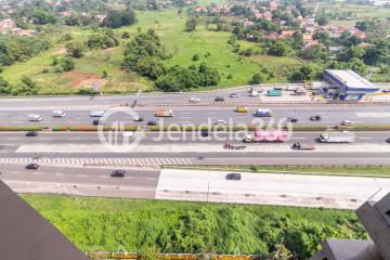 Balcony Studio Apartment with City View at Sky House Alam Sutera