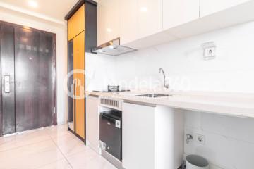 Kitchen Studio Apartment with City View at Sky House Alam Sutera