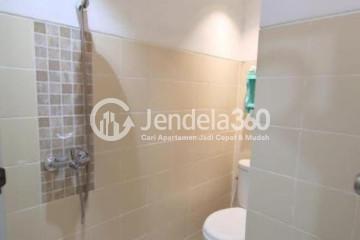 Bathroom 2BR Puncak Permai Apartment at Low Floor