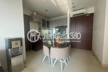 Dining Room 3BR Apartment with City View at Lucky Tower Residence