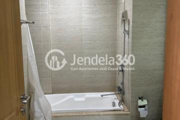 Bathroom Peaceful 1BR Apartment Low Floor with City View at Grande Valore Condominium