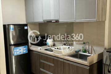 Kitchen Peaceful 1BR Apartment Low Floor with City View at Grande Valore Condominium