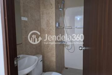 Bathroom 3BR Apartment with  View at Transpark Cibubur Apartment