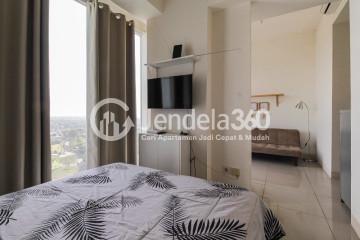 Bedroom Middle Floor Studio Apartment with City (Timur) View at Tree Park BSD