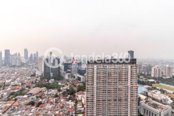 Balcony 1BR Apartment with City View at Kuningan City (Denpasar Residence)