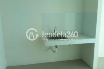 Kitchen Relaxed Studio Apartment at Woodland Park Residence Kalibata Tower Cendana