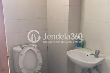 Bathroom 2BR Bekasi Town Square Apartment at Tower B