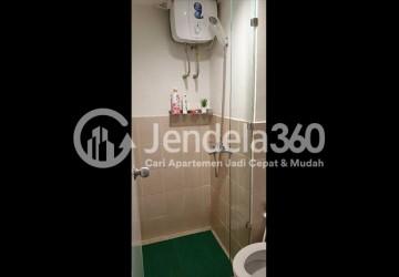 Bathroom High Floor 2BR Apartment with Toll View at Podomoro Golf View Apartment