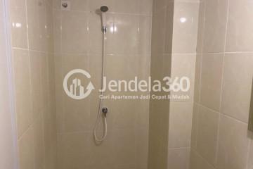 Bathroom Low Floor Studio Apartment with Swimming Pool View at M Town Residence Serpong