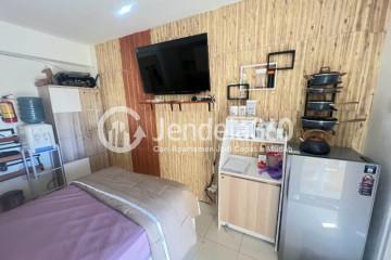 Bedroom Relaxed Studio Apartment Low Floor with  View at Educity Residence