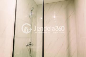 Bathroom 1BR Apartment with City View at The Newton 1 Ciputra Apartment