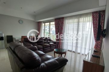 Living Room Low Floor 3BR Apartment with City View at Taman Anggrek Residence