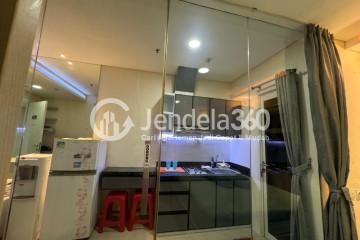 Kitchen Compact 1BR Apartment High Floor with  View at Madison Park