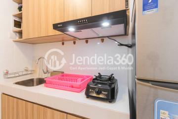 Kitchen Excellent Studio Apartment High Floor with Selatan View at Tokyo Riverside Apartment