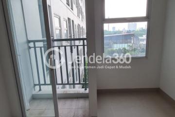 Bedroom Studio Serpong Garden Apartment at Low Floor