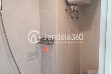 Bathroom Serpong Garden Apartment Studio Semi Furnished